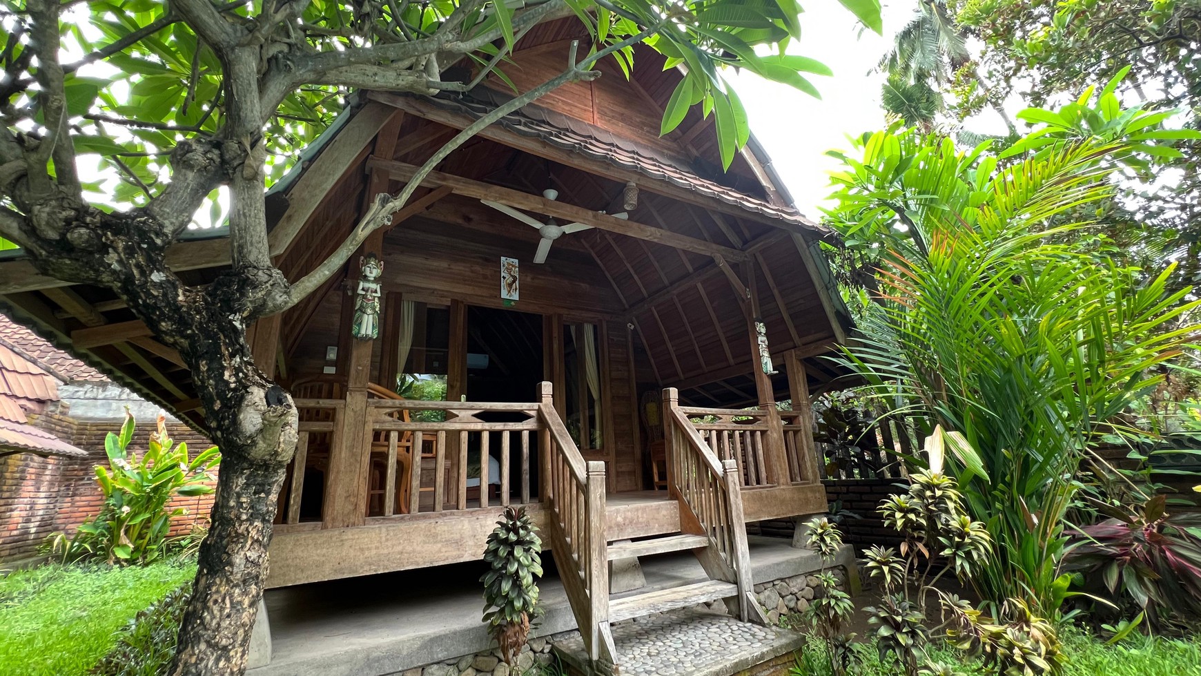 Business Opportunity: A Tropical Sanctuary & Serene Eco Villa In Tejakula For Sale!