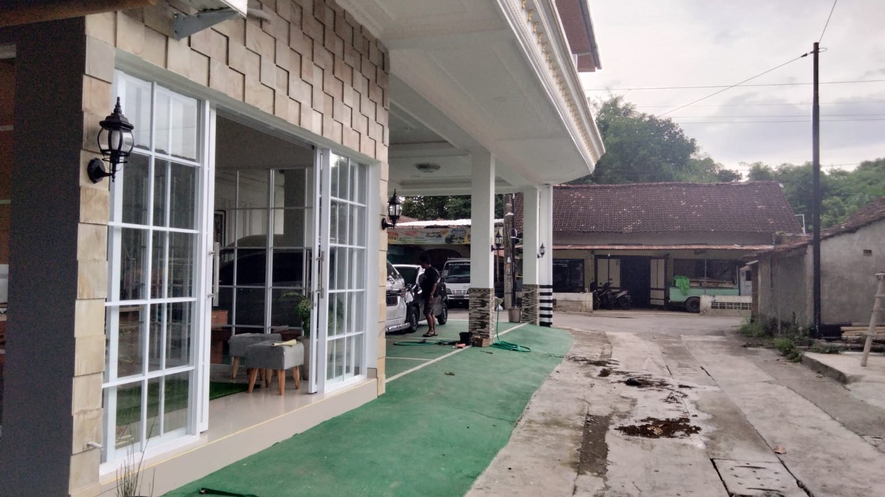 Ruang Usaha & Rumah Tinggal Lokasi Strategis di Sidomoyo Godean Sleman