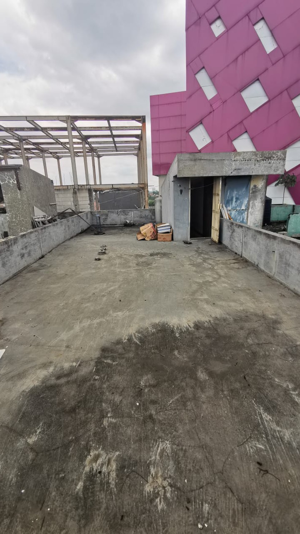 Ruko 3 Lantai dengan Rooftop di Margonda, Depok - Lokasi Strategis