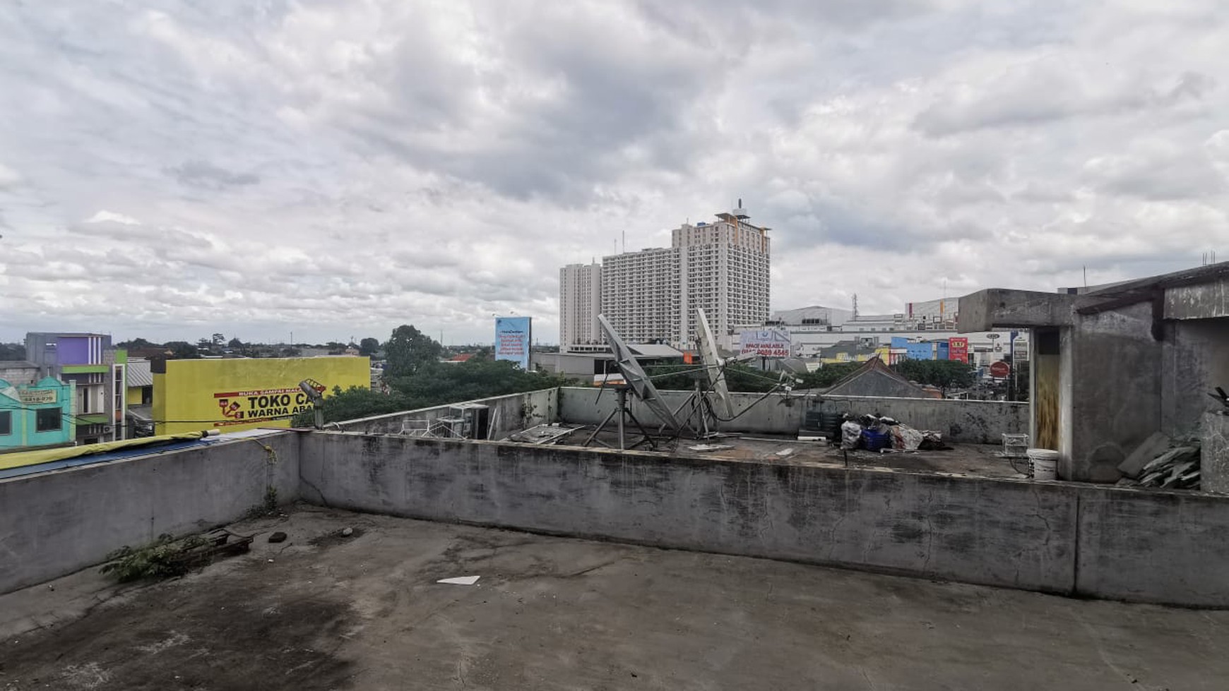 Ruko 3 Lantai dengan Rooftop di Margonda, Depok - Lokasi Strategis