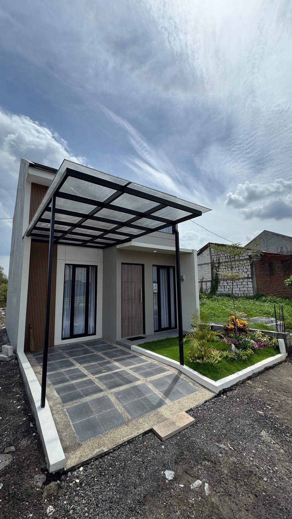 Rumah Hitung Tanah Area Cipete