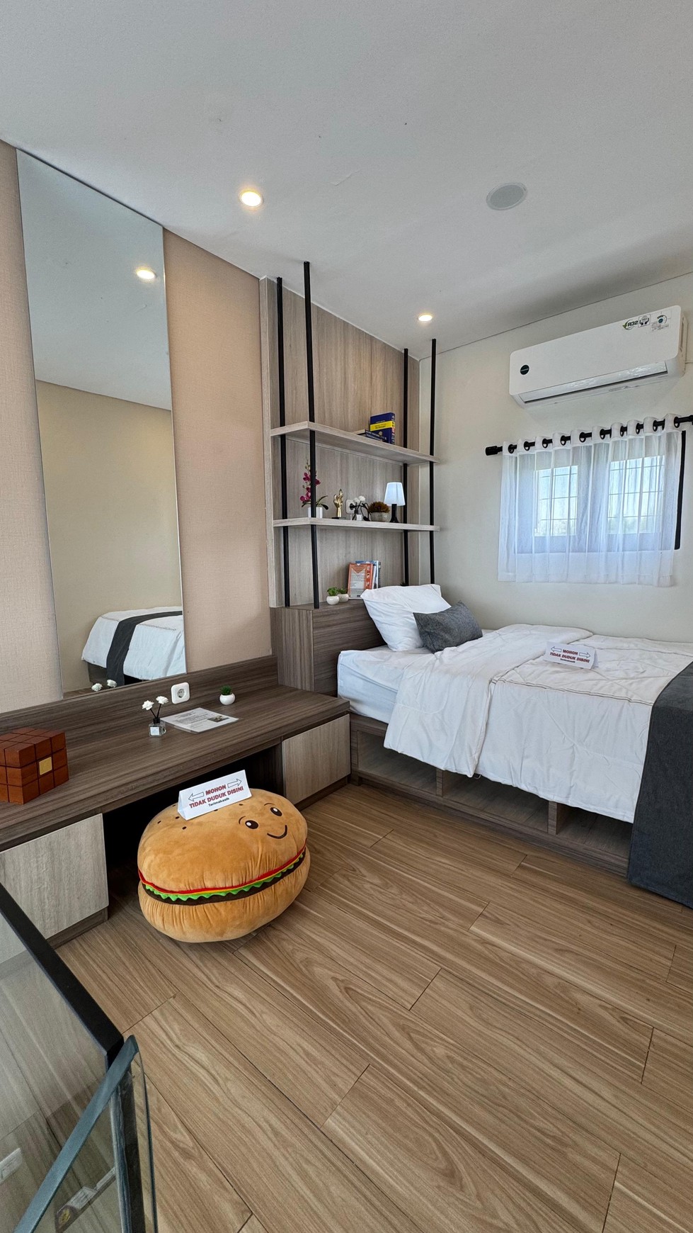 Rumah Hitung Tanah Area Cipete