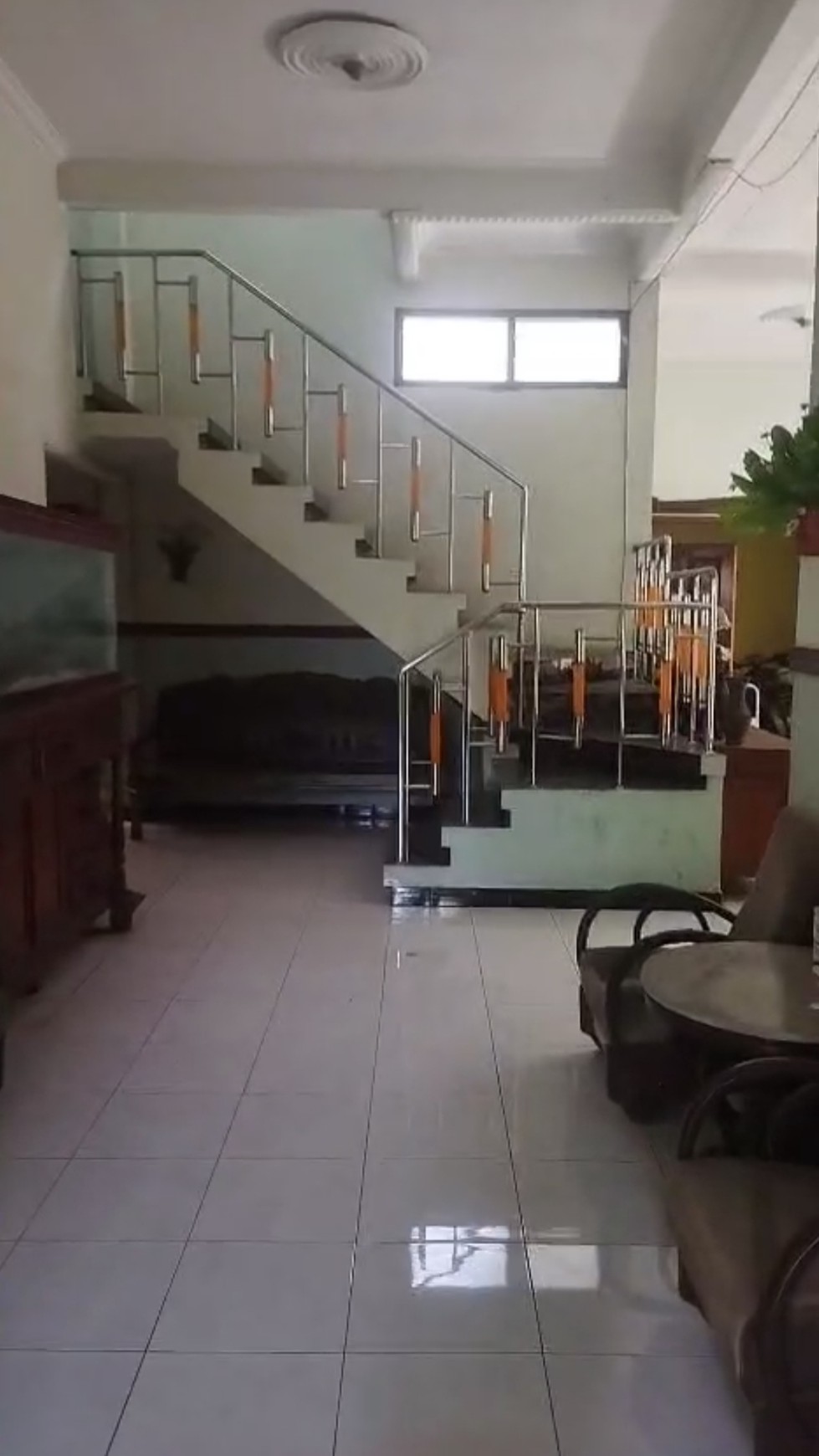 JUAL RUMAH 2 LANTAI PERUM KEBONSARI ELVEKA JAMBANGAN SURABAYA