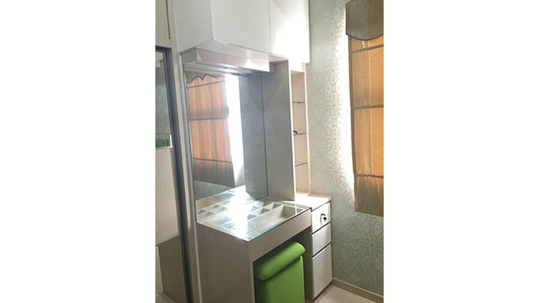 Apartemen Season City Twr B