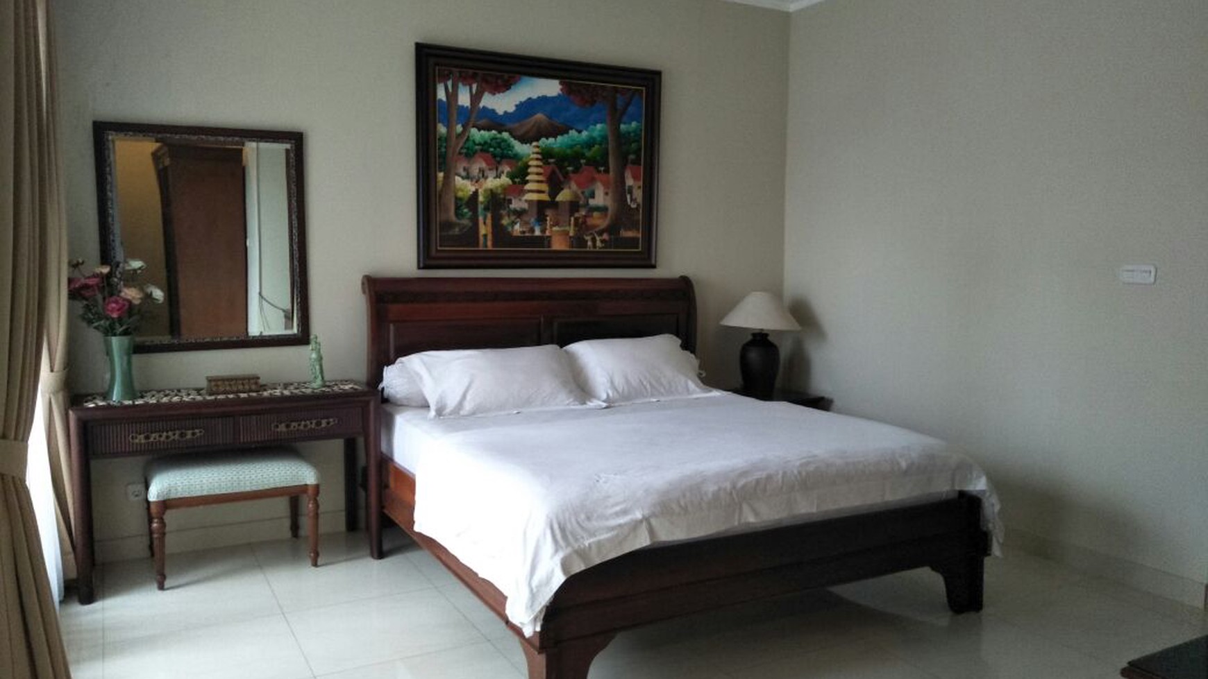 Menteng Ardeen Townhouse, 3 + 1 Bedroom, Indonesian Ethic Furniture