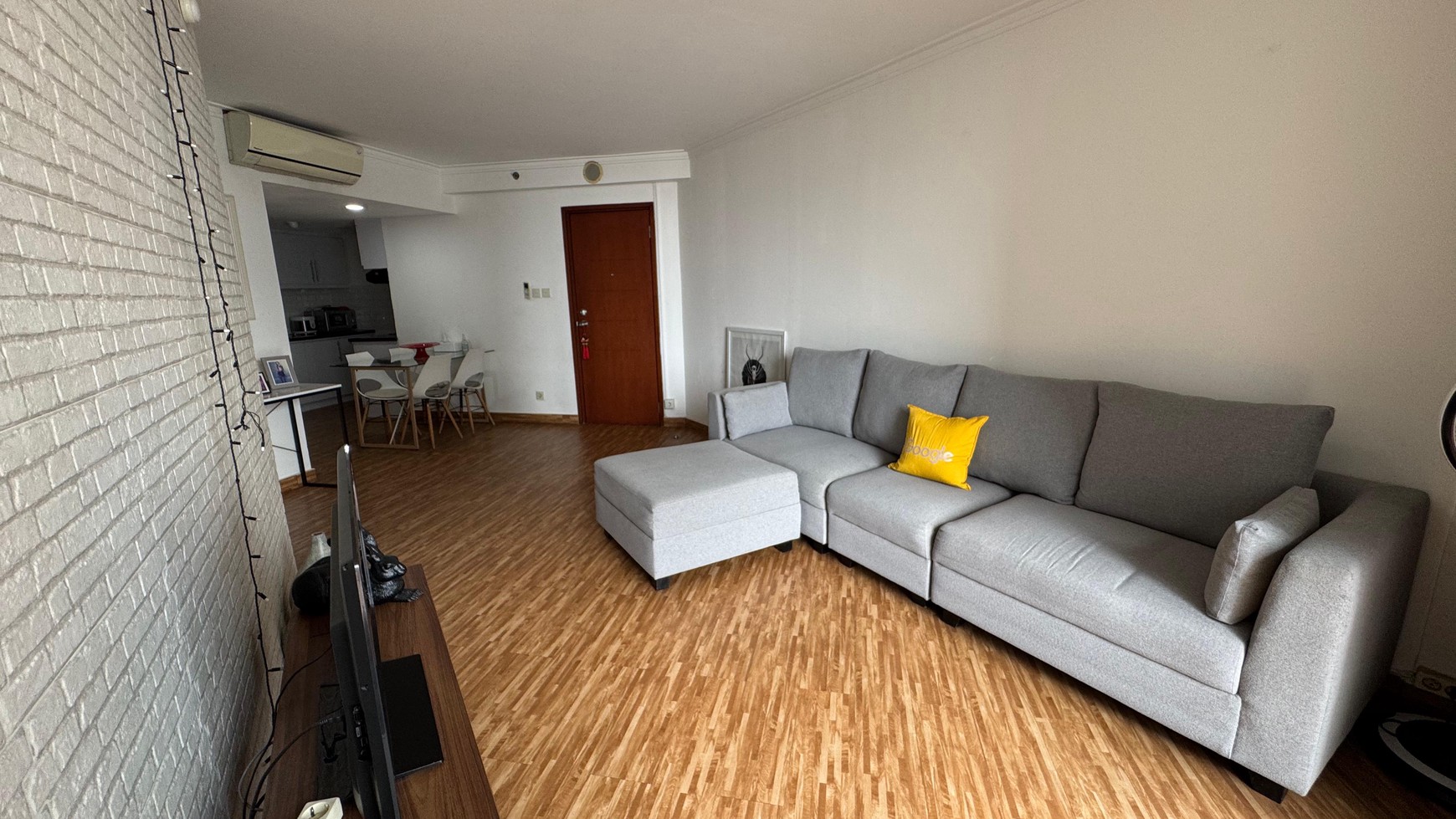 Apartemen Aston Rasuna Tower 4, 2 Bedroom 2 Bathroom, Bersih, Apik, Siap Huni