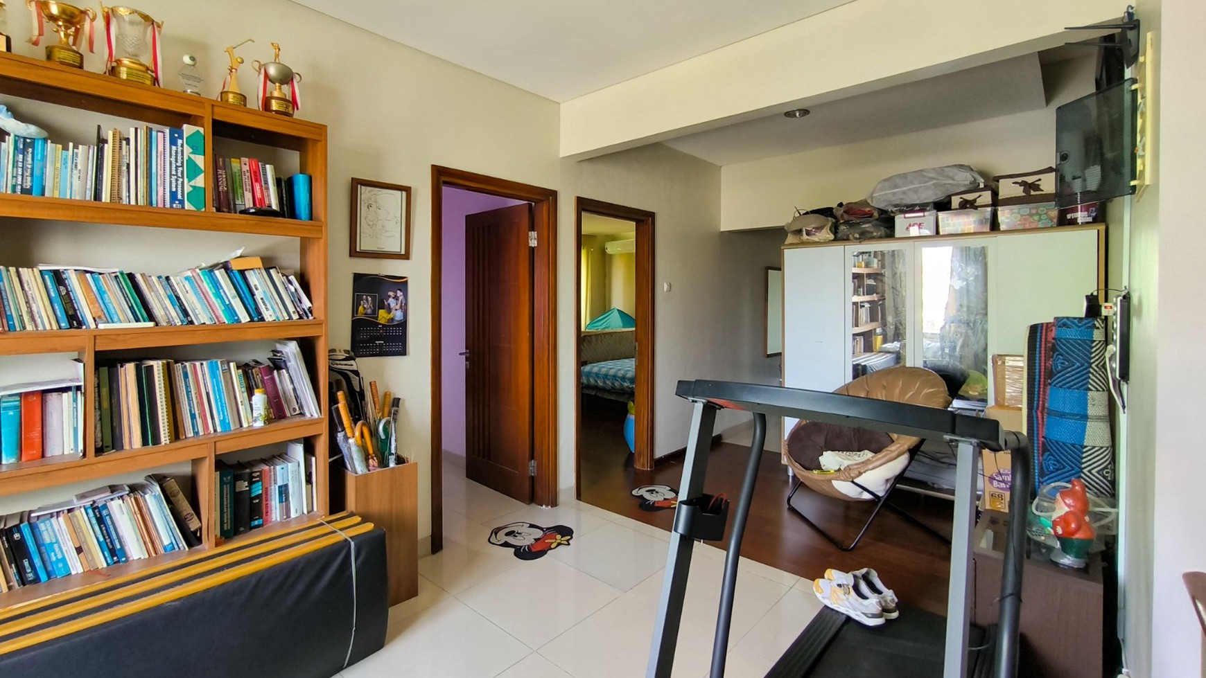 Rumah ada pool,bagus di Bintaro Jaya7