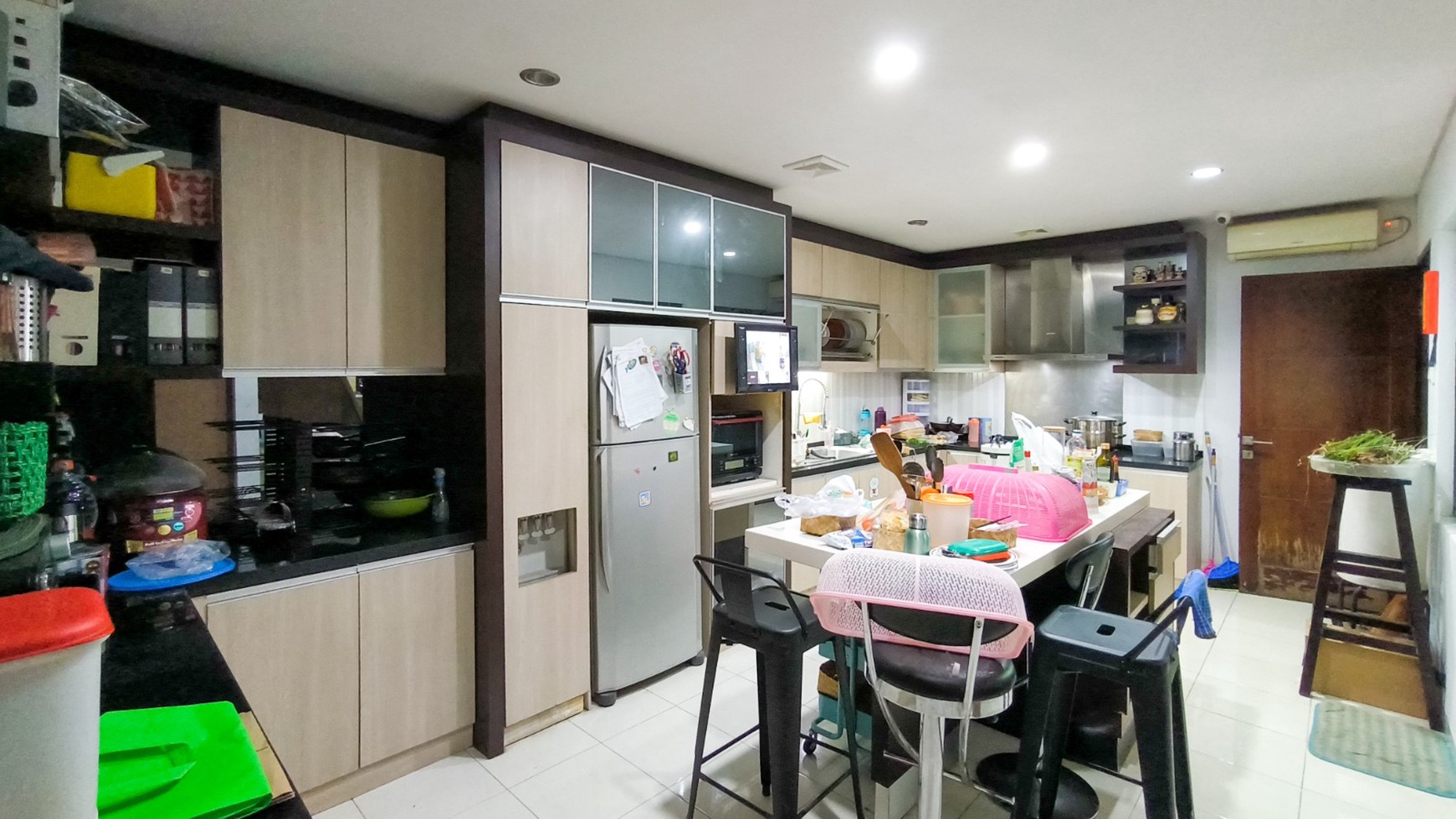 Rumah ada pool,bagus di Bintaro Jaya7