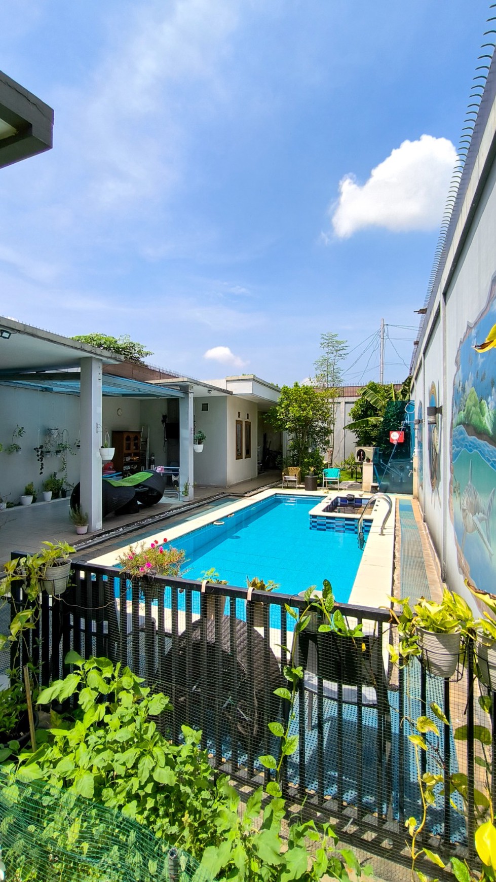 Rumah ada pool,bagus di Bintaro Jaya7