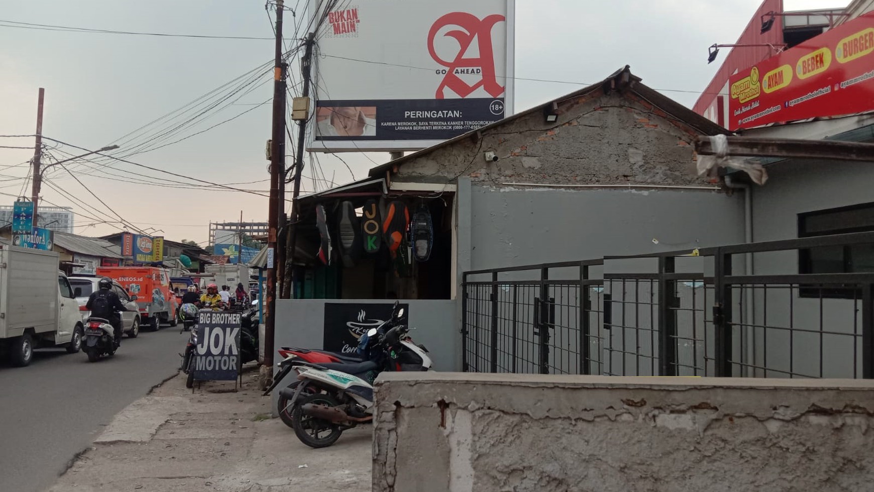 Ruko 1 lantai di jalan utama