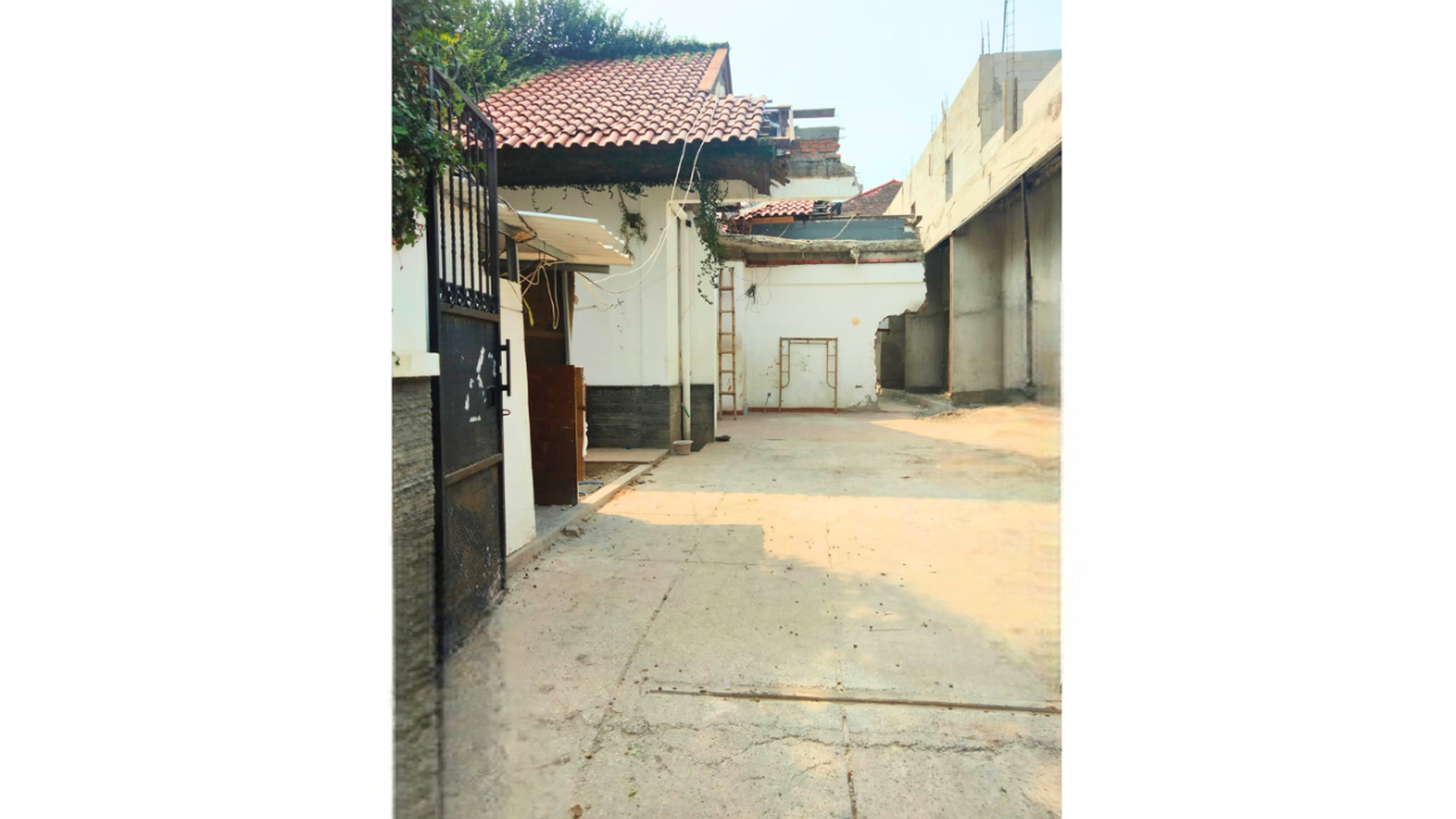 Rumah Hitung Tanah Area Cipete