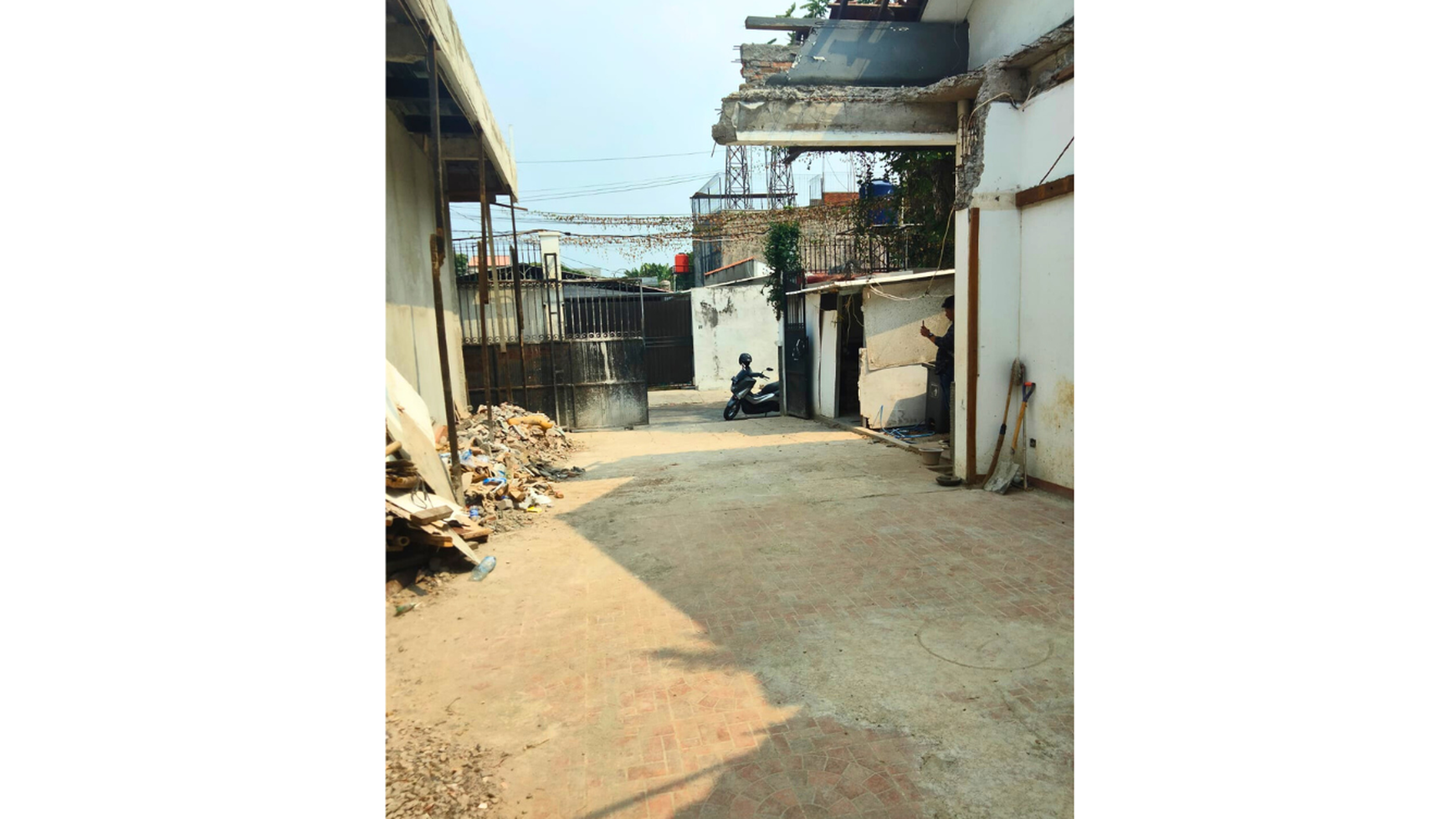 Rumah Hitung Tanah Area Cipete