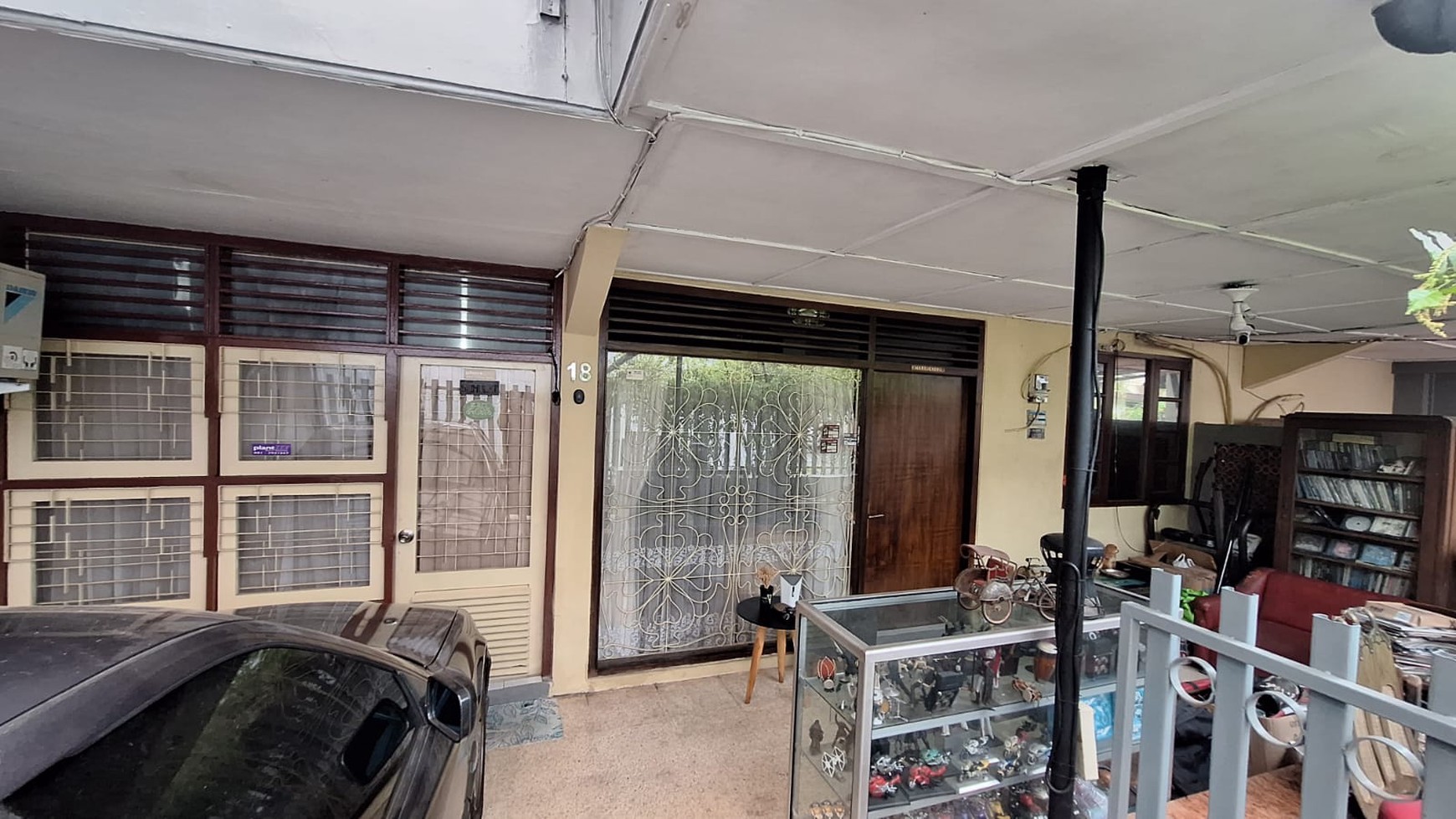 Rumah Hitung Tanah Area Cipete