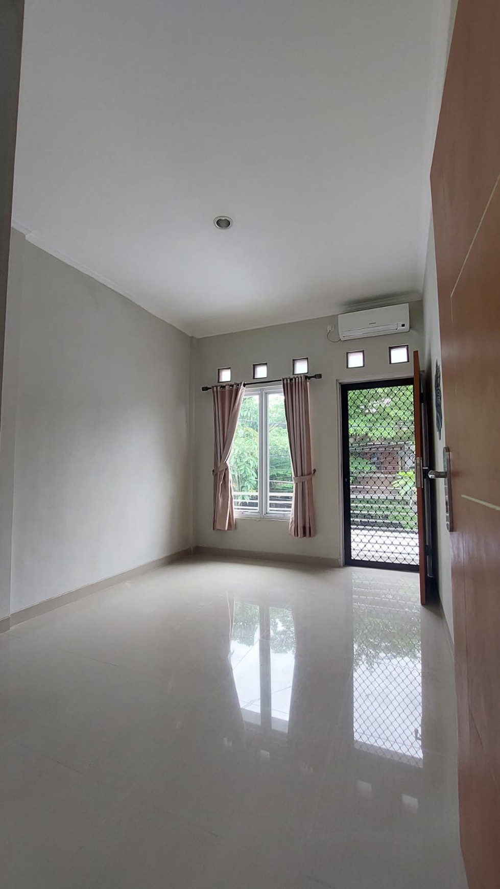 Rumah Bagus,siap huni di Bintaro Jaya 5.