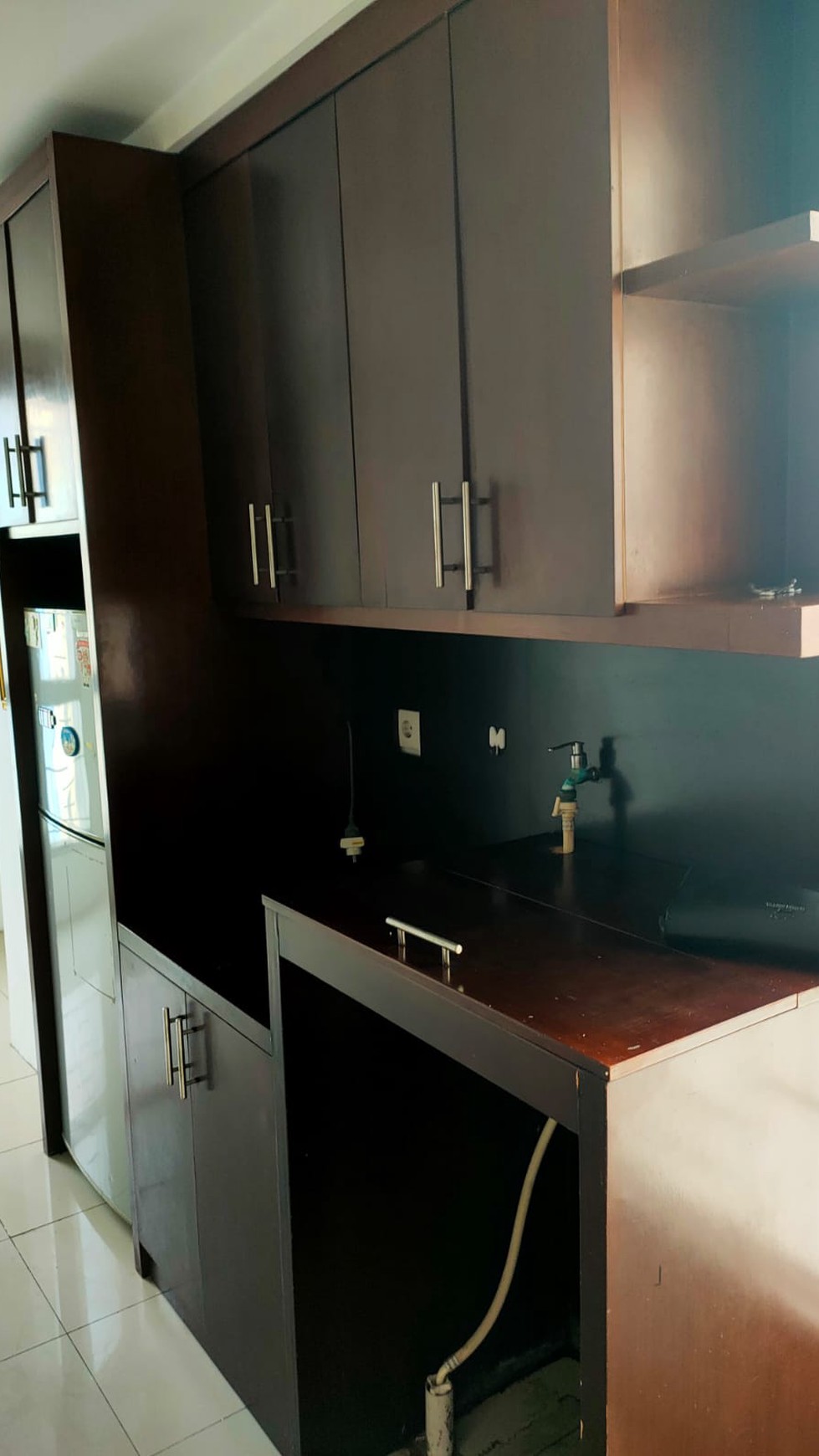 DIjual Murah Apartemen di The Habitat tower Oxford (tower A) lantai 5 karawaci Tangerang 