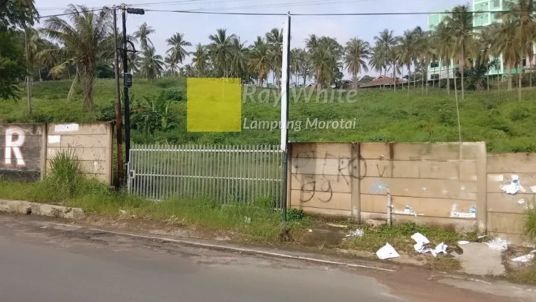 dijual tanah murah pinggir jalan