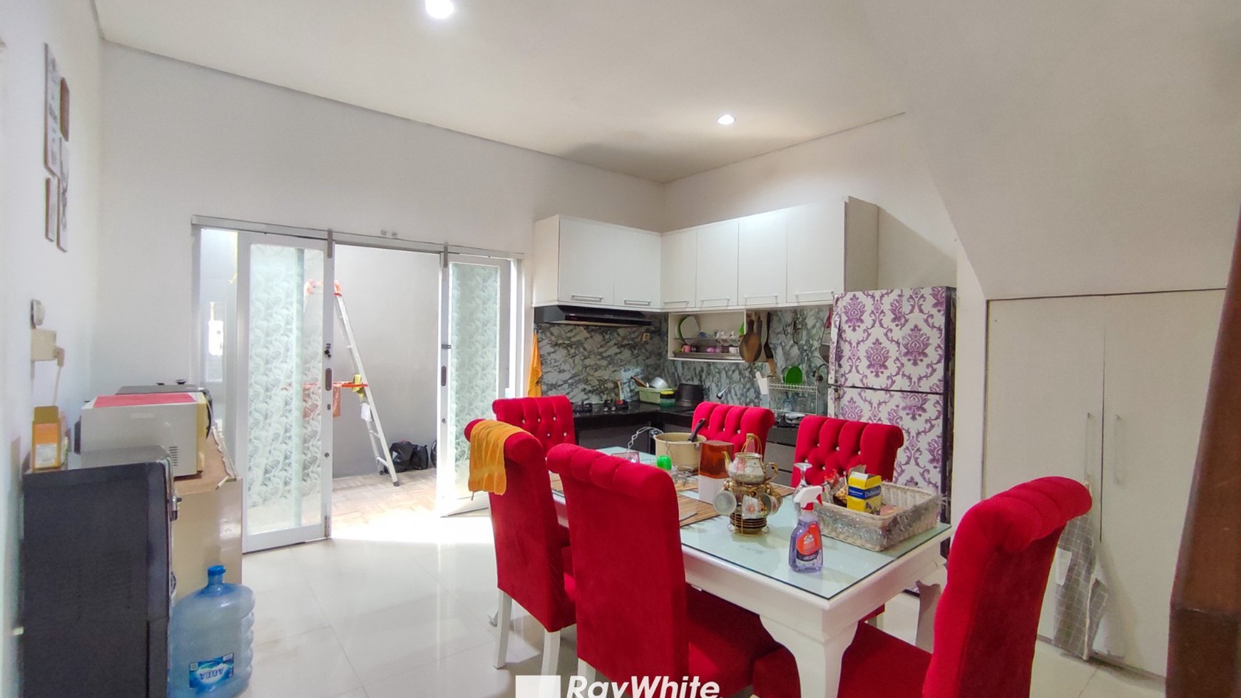 Semi-Villa for Sale in Taman Giri, Freehold/Leasehold