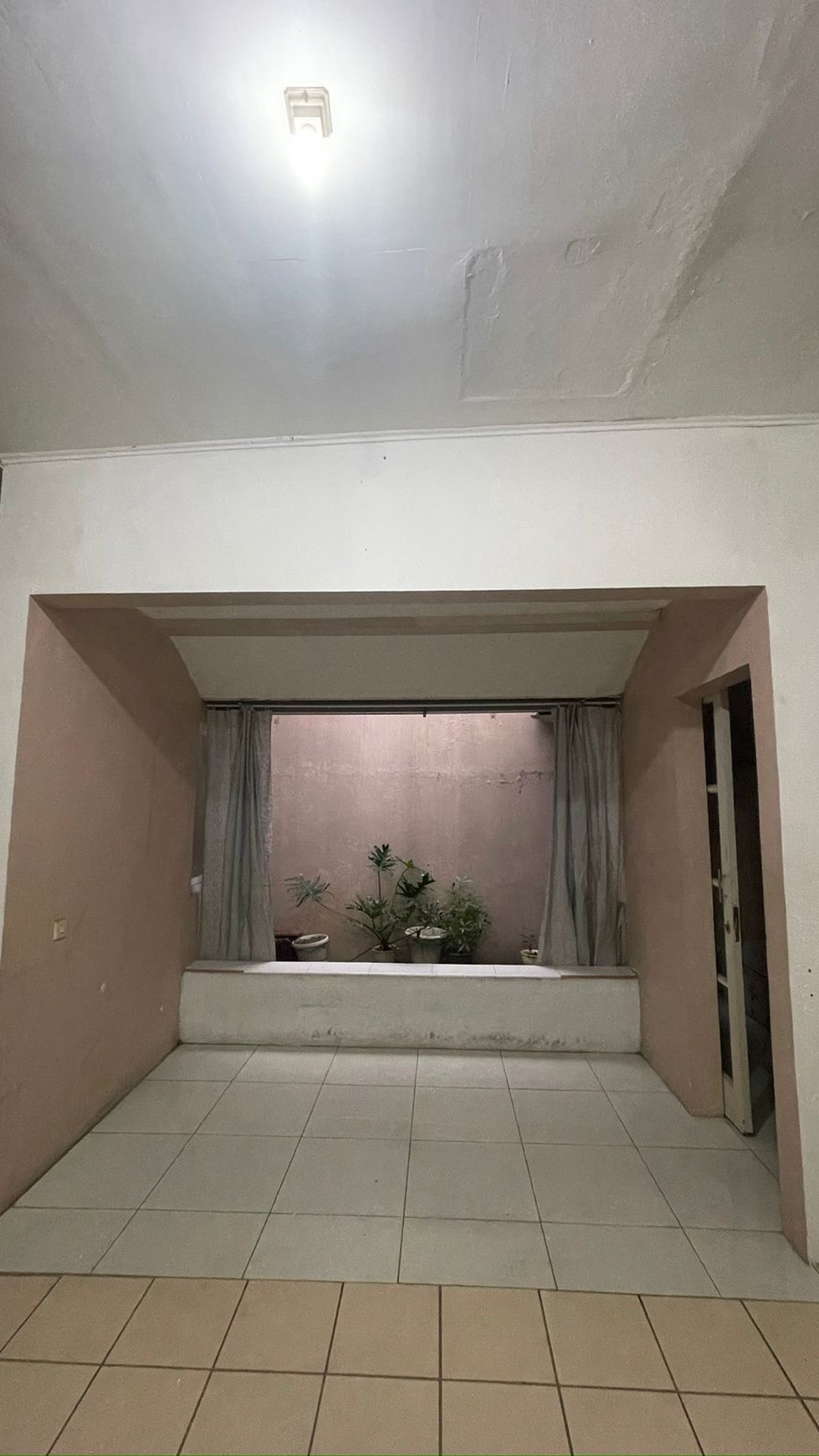 Dijual rumah di Taman Batu Jimbar - Lippo Karawaci Tangerang