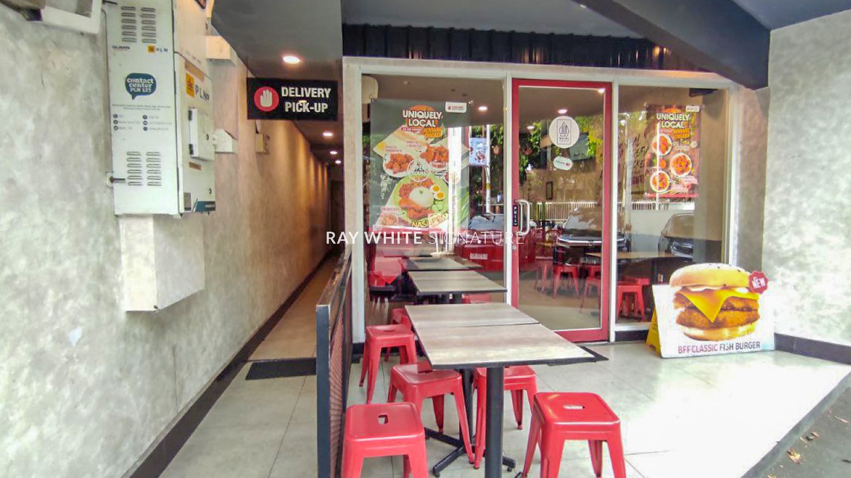 Ruko 3 Lantai di Jl. Kemang Raya Ex. Resto Cepat Saji, Siap Pakai.