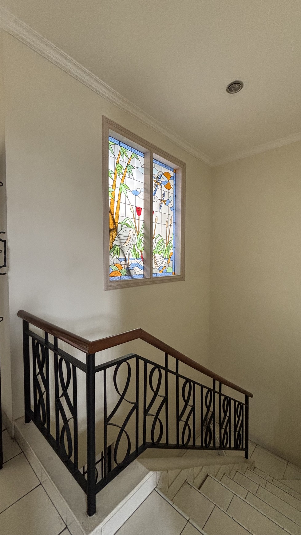 BU! Super Murah! Rumah Cantik di Dalam Cluster Kota Wisata