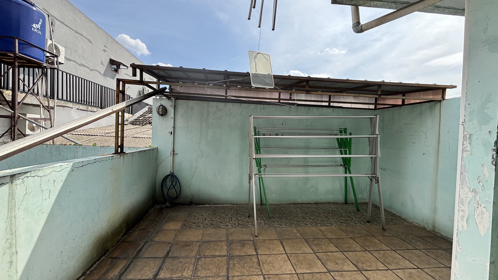 Rumah Huni dan Ruang Usaha 2 Lantai di Dirgantara Permai Jatisari