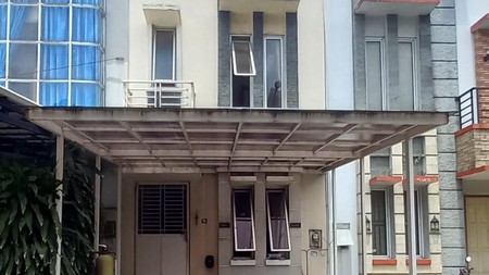 Dijual rumah di JL. denhaag Taman imam bonjol Lippo Karawaci