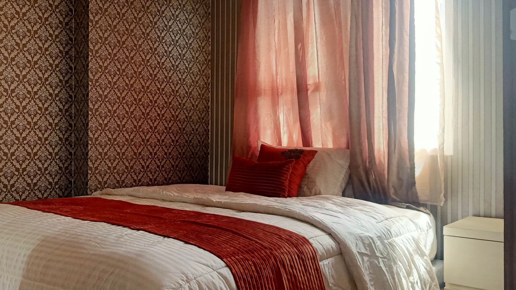 Apartemen Full Furnished View Kolam Renang di Cinere Resort Harga Menarik