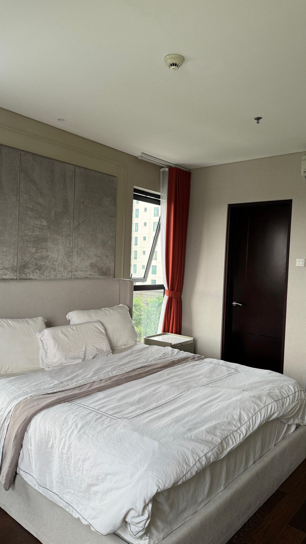 MURAH Dijual Apartemen Graha Golf - Graha Famili TOWER Arion Tipe 3+1 Kamar Tidur BONUS  FULL FURNISHED Best view GOLF 