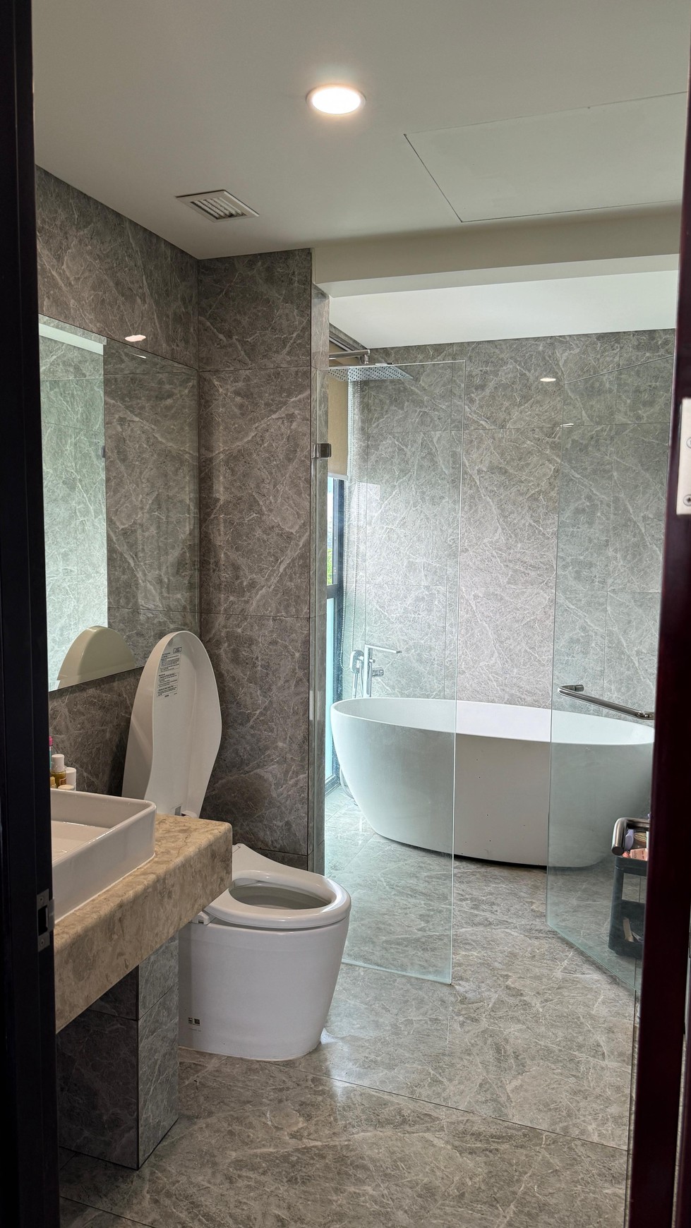 MURAH Dijual Apartemen Graha Golf - Graha Famili TOWER Arion Tipe 3+1 Kamar Tidur BONUS  FULL FURNISHED Best view GOLF 