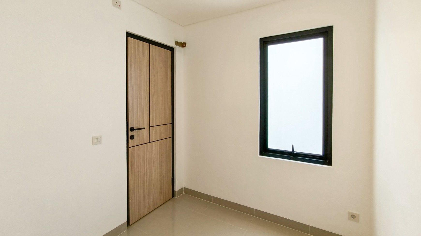 Rumah 2 lantai,Luas Tanah 72,dalam cluster di Bintaro Jaya 9.