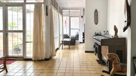 Rumah Bagus,siap huni Di Kebayoran Lama Jakarta Selatan