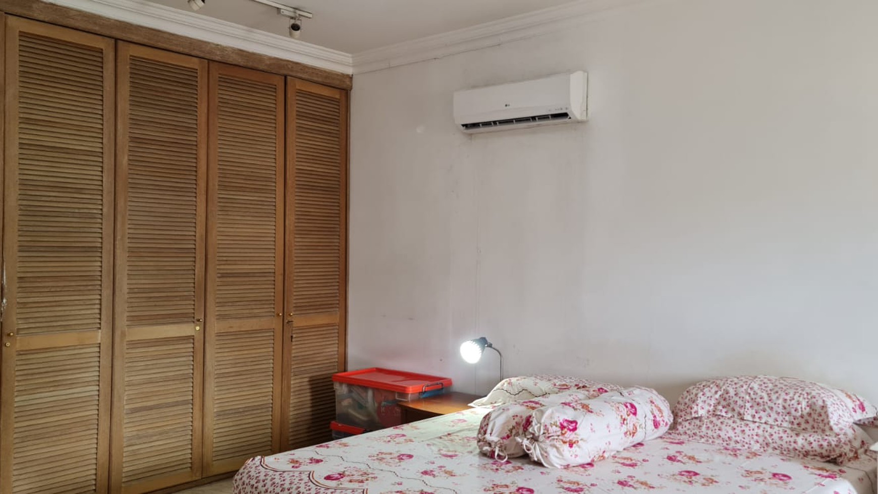 Rumah Bagus Di Pejaten Barat, Villa Palma Jakarta Selatan,