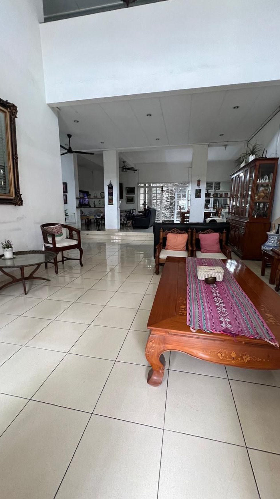 Rumah Bagus di Tebet Timur Dalam Jakarta Selatan.