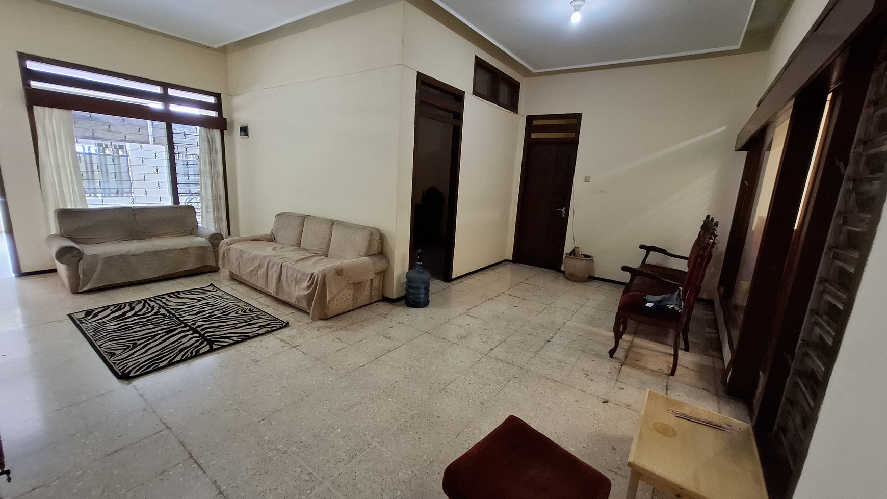 Rumah Hitung Tanah Area Cipete