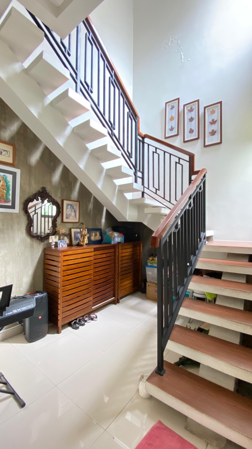 Rumah Semi Furnished Nyaman di Cinere - Lokasi Strategis