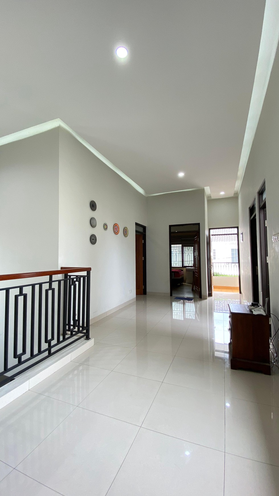 Rumah Semi Furnished Nyaman di Cinere - Lokasi Strategis
