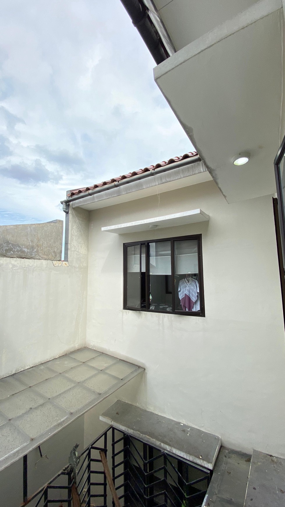 Rumah Semi Furnished Nyaman di Cinere - Lokasi Strategis