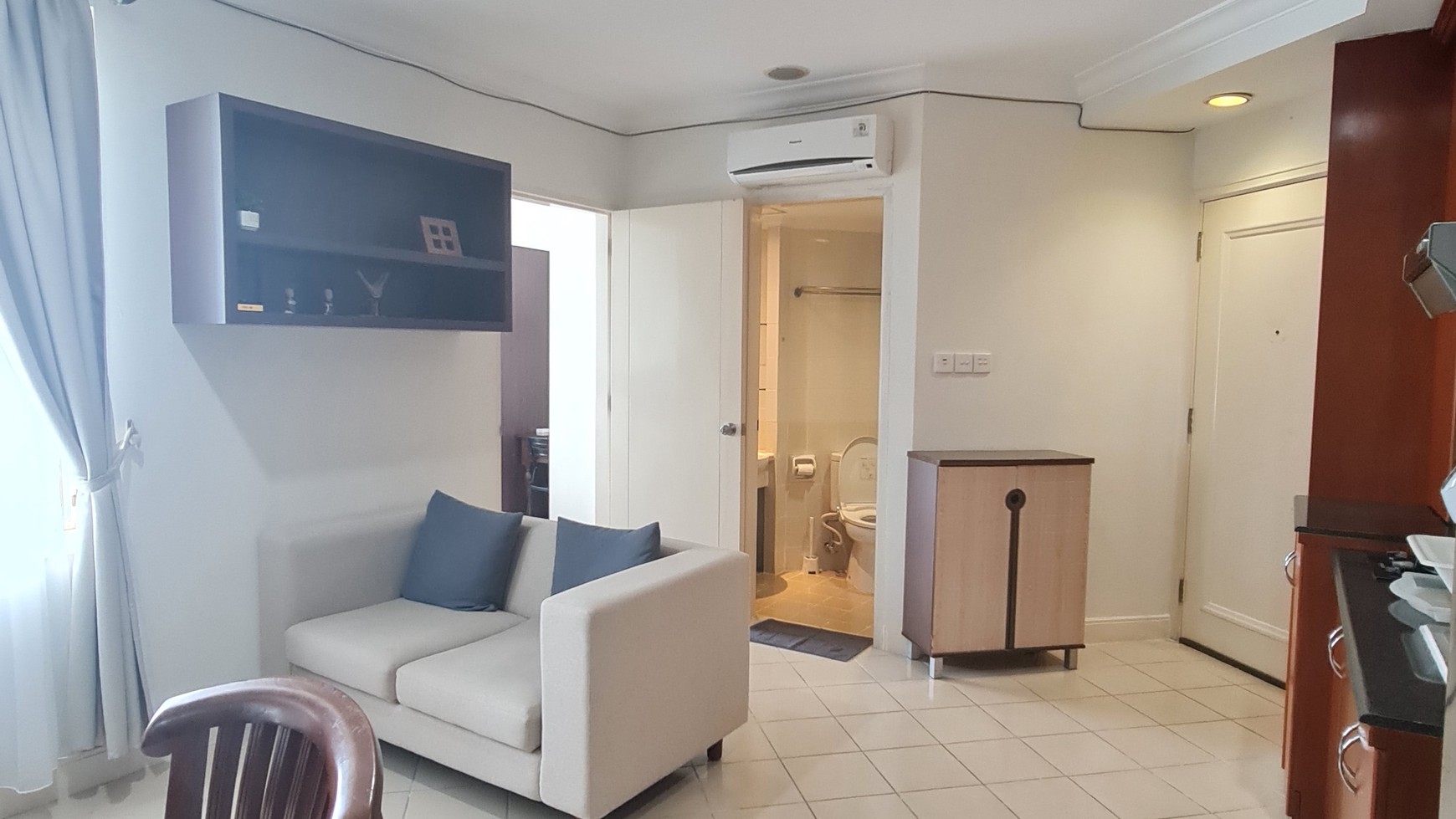 Dijual Unit Apartemen Batavia 1 Bedroom Fully Furnished, Dekat Area Perkantoran dan Pusat Kota - Bendungan Hilir.