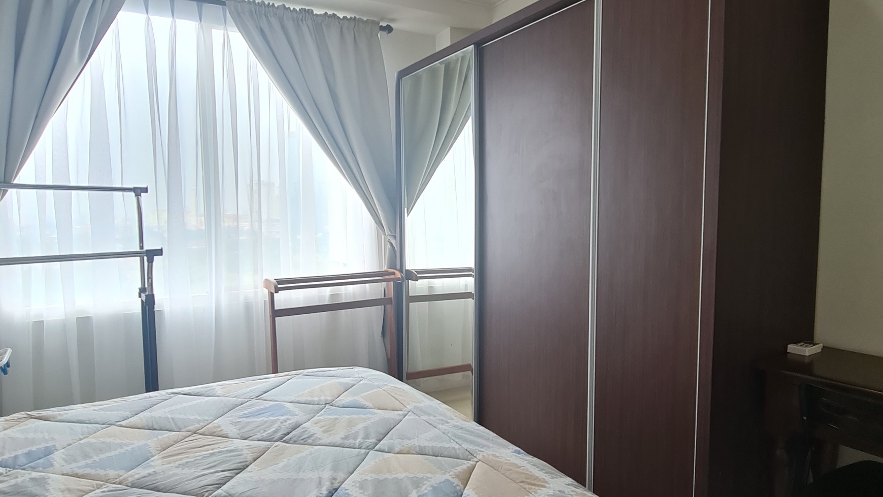 Dijual Unit Apartemen Batavia 1 Bedroom Fully Furnished, Dekat Area Perkantoran dan Pusat Kota - Bendungan Hilir.