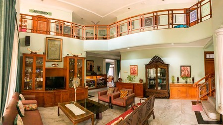 Rumah Elit Mewah 2 Lantai, Siap Huni, Jalan Gurame Raya