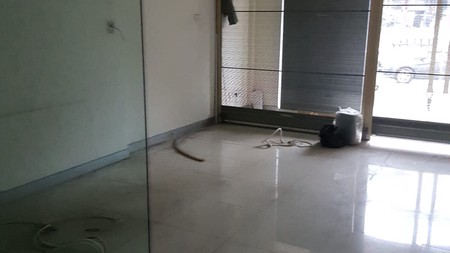 Ruko 4 1/1 Lantai Di Mampang Prapatan Lokasi Dekat CBD Kuningan 