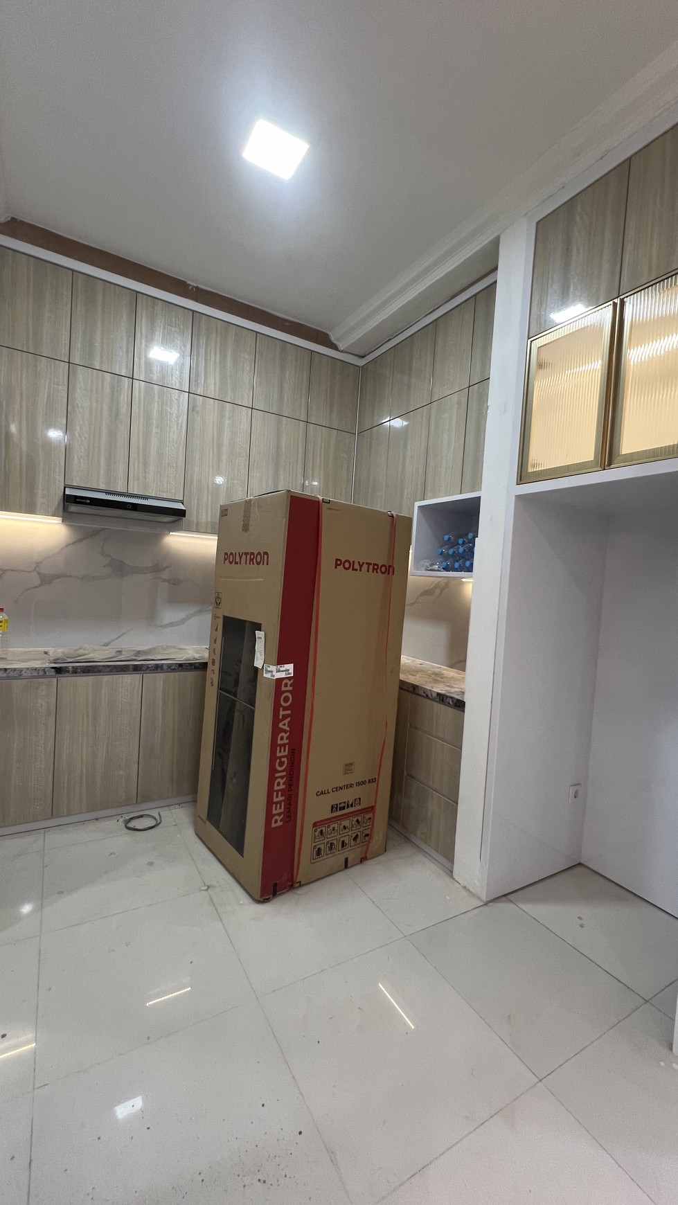 disewakan rumah Citraland terdepan full furnished