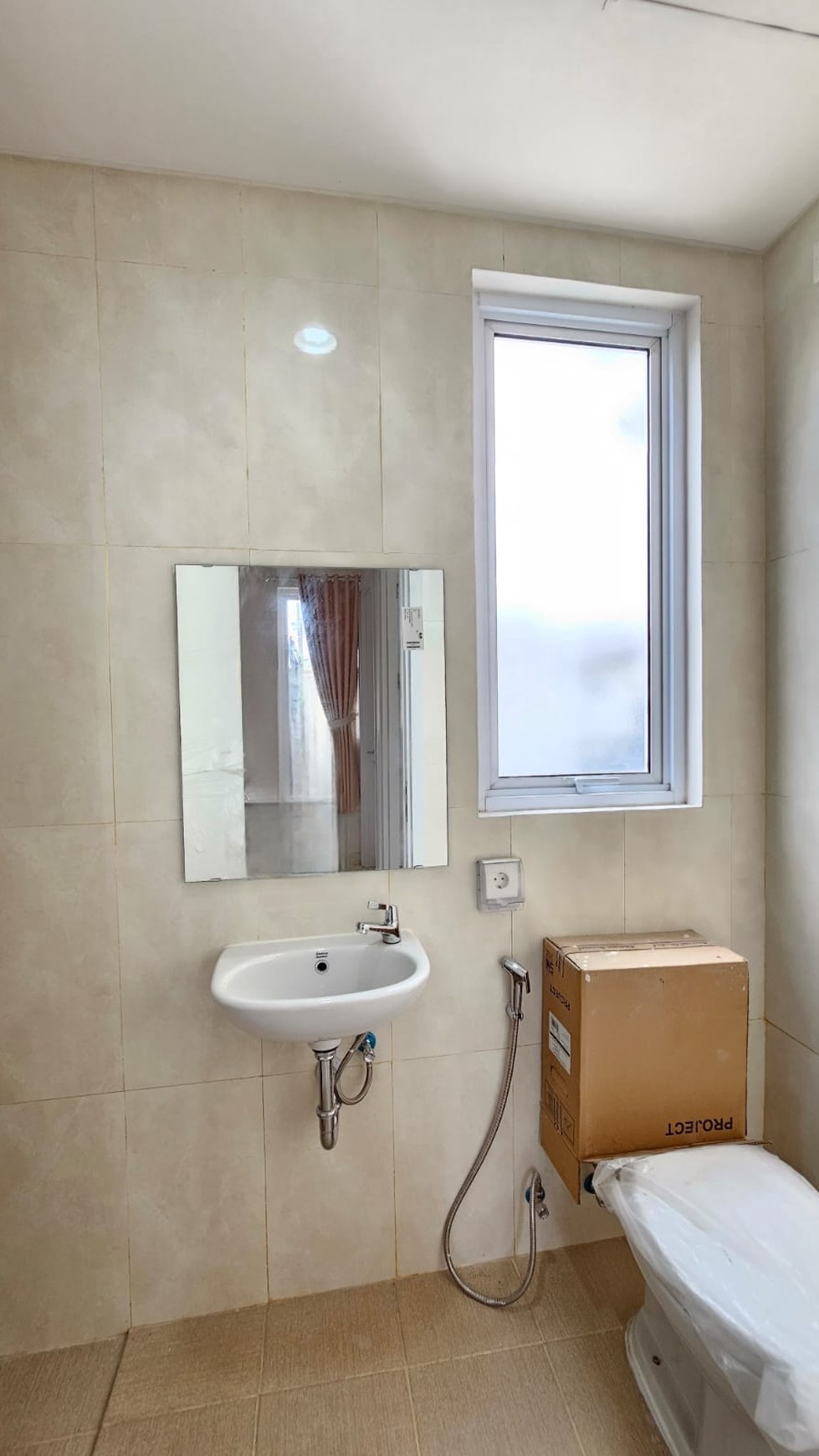 Hot Rent. Rumah bagus Vanya Park Azura, BSD