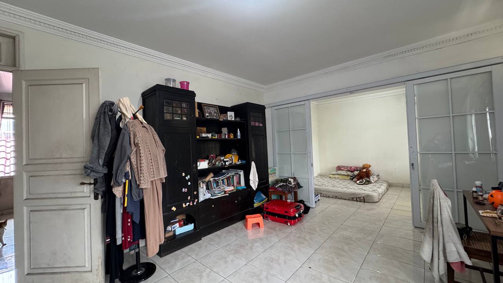 Cinere mega cinere rumah belakang informa luas 350