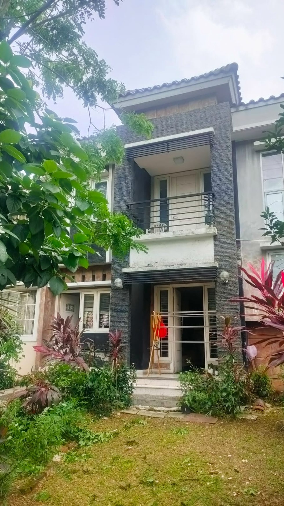 Dijual harga bersahabat rumah di Gn. Pelangi Lippo Karawaci