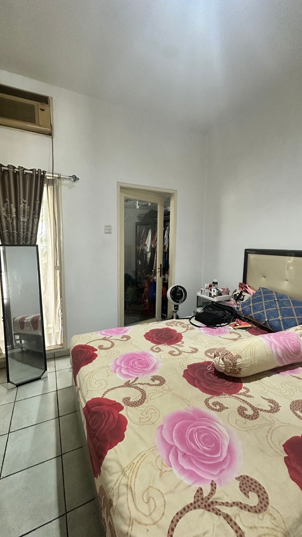 Dijual rumah harga menarik di Gn. Ayu Taman Bromo Lippo Karawaci Tangerang