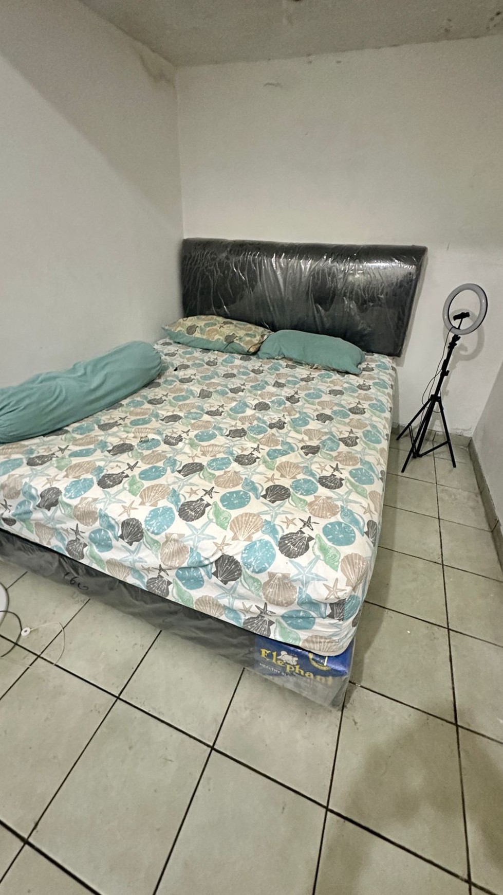 Dijual rumah harga menarik di Gn. Ayu Taman Bromo Lippo Karawaci Tangerang