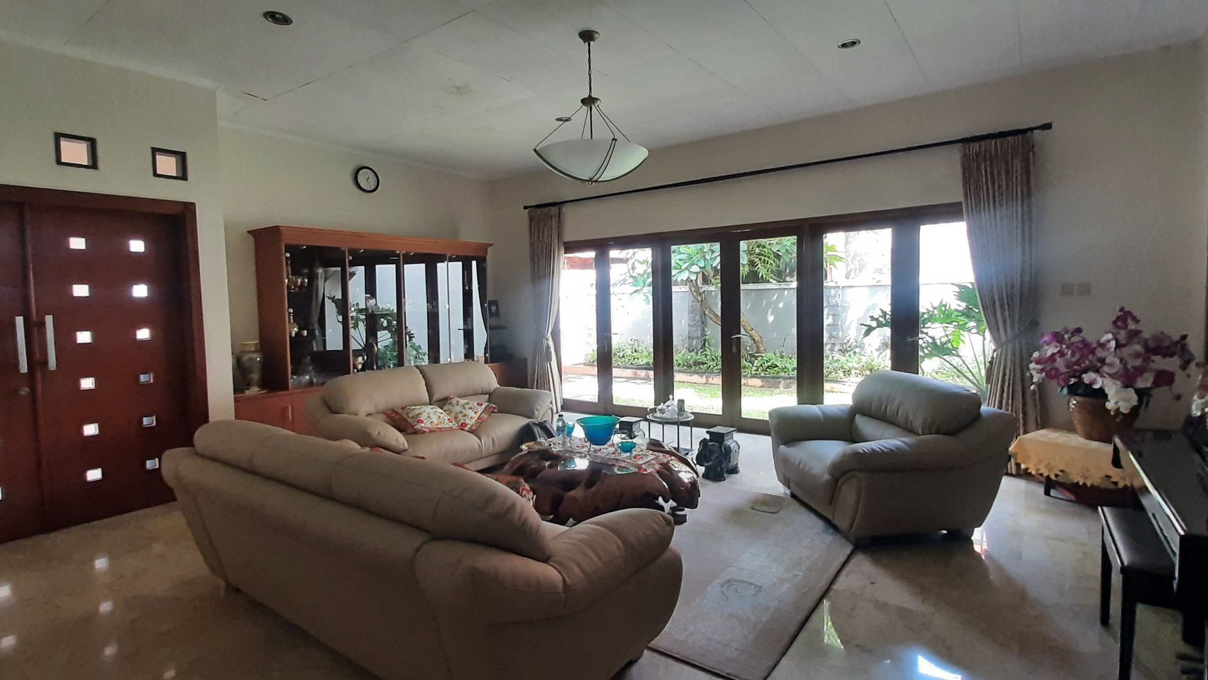 Rumah Luas Fully Furnished Diarea Griya Loka Sektor 1 BSD, Gatte Toll.
