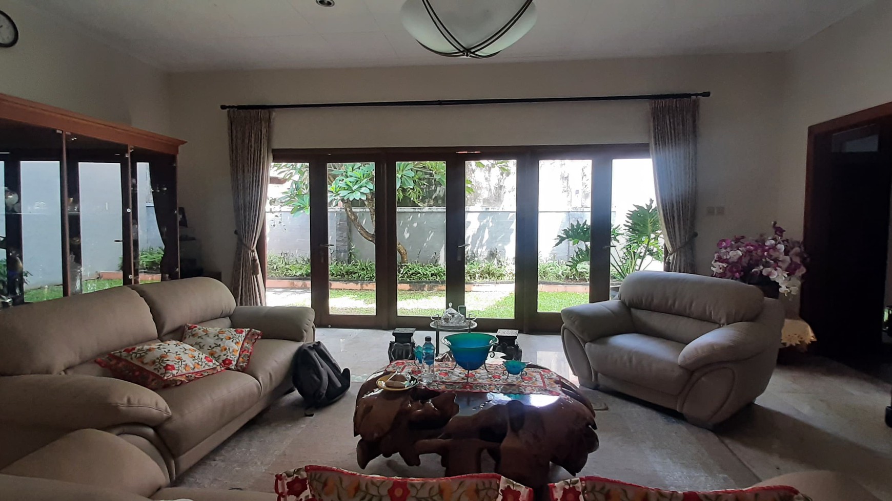 Rumah Luas Fully Furnished Diarea Griya Loka Sektor 1 BSD, Gatte Toll.