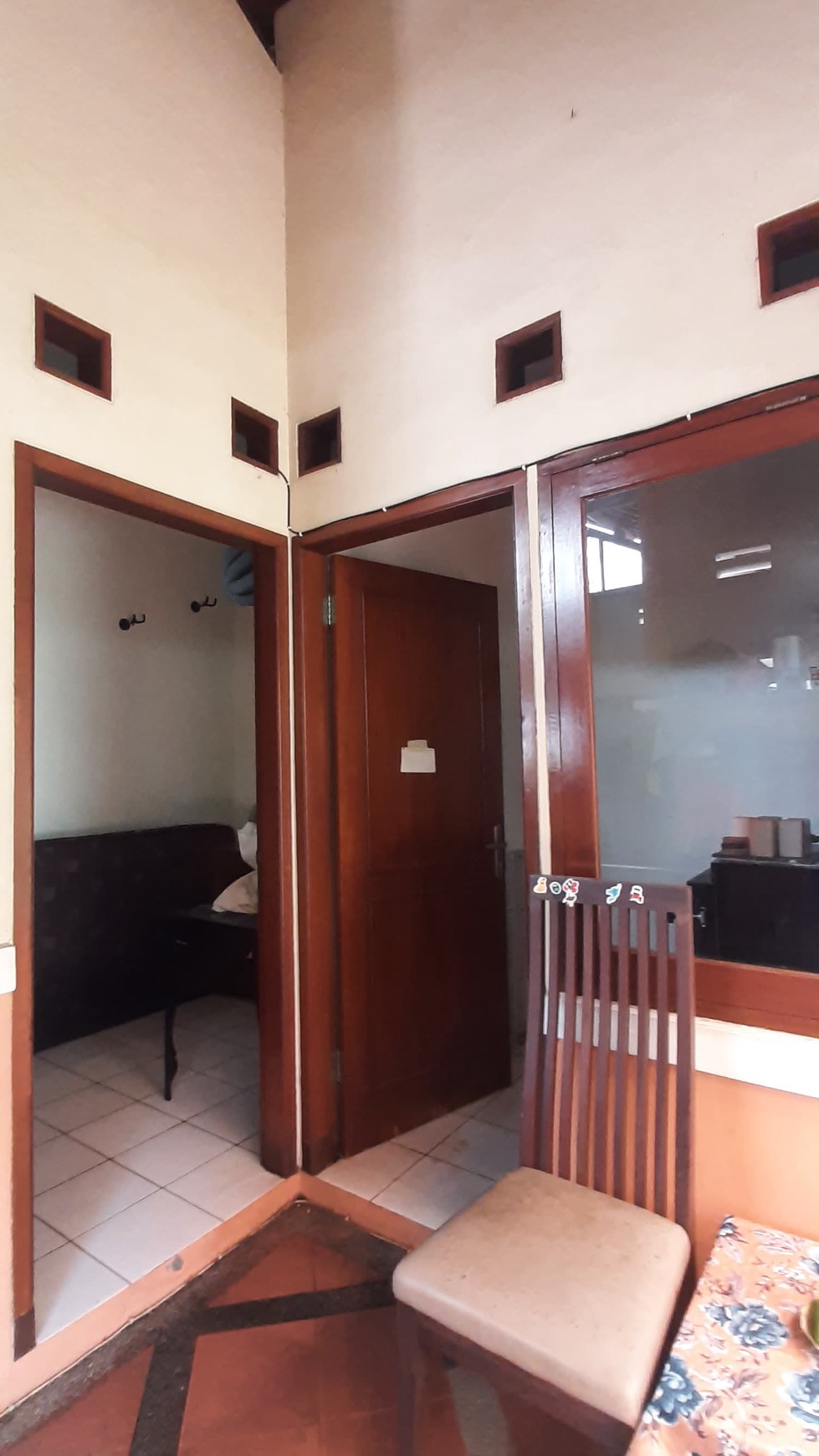 Rumah Luas Fully Furnished Diarea Griya Loka Sektor 1 BSD, Gatte Toll.